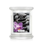 Kringle Candle Spa dienas aromātiskā svece, vidēji 2-daktis (411 g)