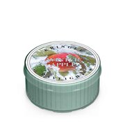 Kringle Candle Winter Apple aromātiskā svece (35 g)