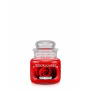 Country Candle Love & Roses aromātiskā svece, mini 1 dakts (104 g)