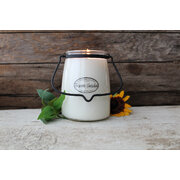 MILKHOUSE CANDLE Apple Stroodel aromātiskā svece Sviesta burciņa (624 g)