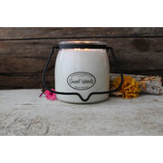 MILKHOUSE CANDLE Sweet Woods aromātiskā svece BUTTER JAR 2-daktis (454 g)