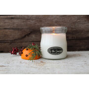 MILKHOUSE CANDLE Tis the Season aromātiskā svece CREAM JAR (142 g)