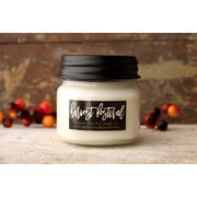 MILKHOUSE CANDLE Ražas svētku aromātiskā svece Farmhouse Jar (198 g)