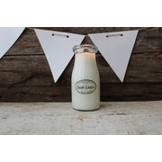 MILKHOUSE CANDLE Barn Dance aromātiskā svece MILKBOTTLE (227 g)