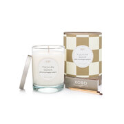 KOBO Aurelia Yucatan Guava Candle aromātiskā svece (11 unces / 312g)