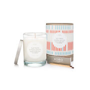 KOBO Natural Math Saffron Sandalwood Candle aromātiskā svece (11 unces / 312g)