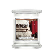 Kringle Candle Warm & Fuzzy aromātiska svece, vidēja, 2 daktis (411 g)