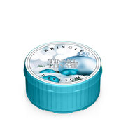 Kringle Candle Tinsel & Timiāna aromātiskā svece (35 g)
