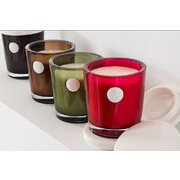 Vila Hermanos Cameo Noix Celte - melna aromātiskā svece 280g
