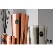 LADENAC Urban Senses Plomo Aromatic Lounge aromātiskā svece 8500g