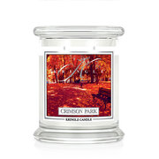 Kringle Candle Crimson Park aromātiskā svece, vidēja, 2 daktis (411 g)