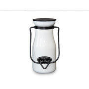 MILKHOUSE CANDLE Apple Stroodel aromātiskā svece PIENA BOTTLE (227 g)