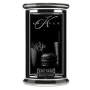 Kringle Candle Reserve Late Night liela, divu daktiņu aromātiskā svece (624 g)