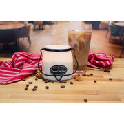 MILKHOUSE CANDLE Caramel Cold Brew aromātiskā svece BUTTER JAR 2-dakts (454 g)